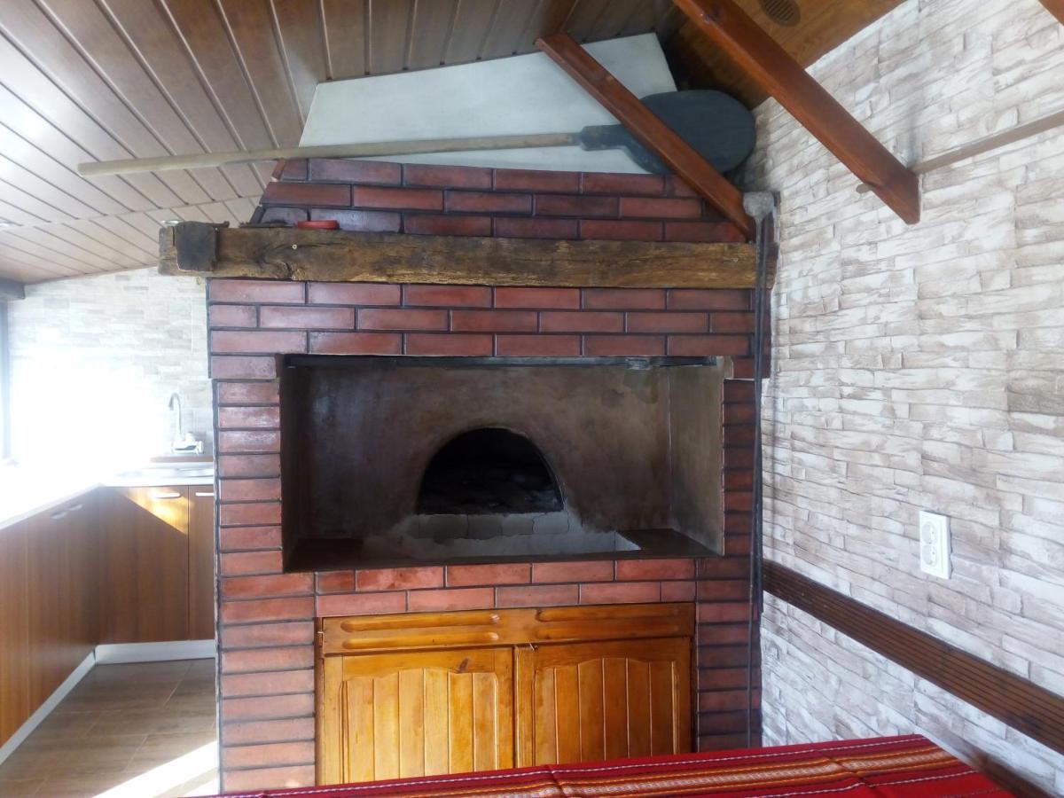 Bolyarski Stan Guest House Veliki Preslav Exterior foto