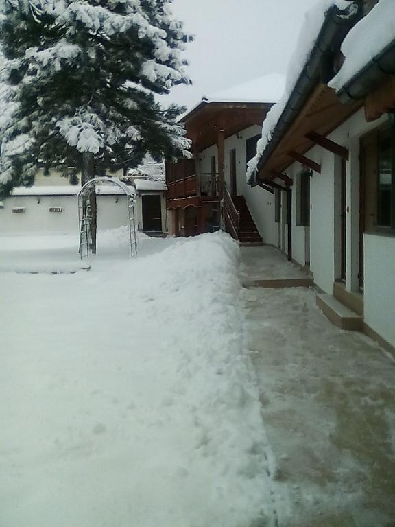 Bolyarski Stan Guest House Veliki Preslav Exterior foto